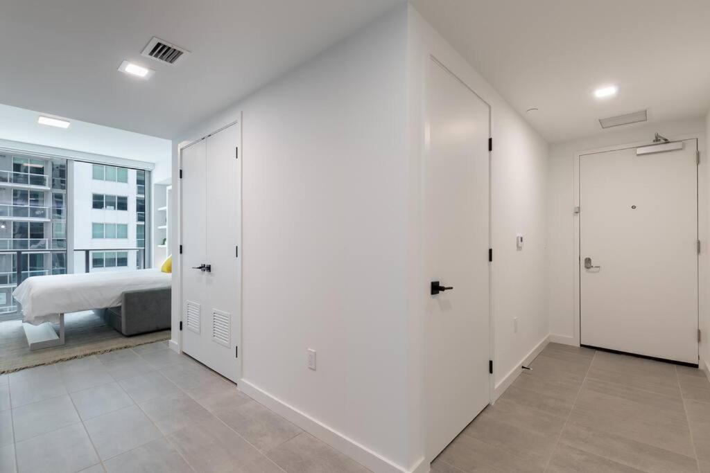 Stylish Modern Downtown Studio Free Parking Apartamento Miami Exterior foto